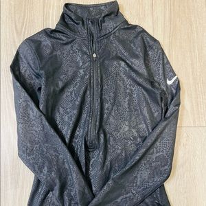 NIKE DRI FIT ATHLETIC TOP - SIZE SMALL